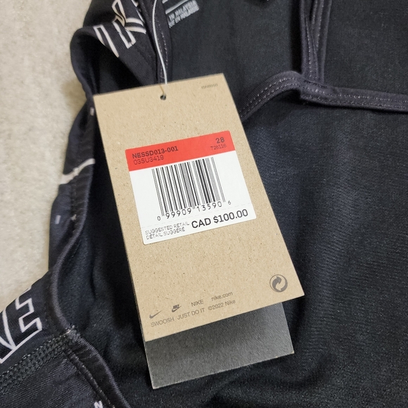 NWT Nike Hydrastrong Multi Print Cutout One Piece Swimsuit Black Size 2 - Picture 14 of 16